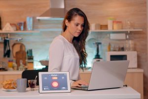 Smart_Home_Connectivity_Assistance